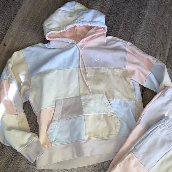 OBEY Lockdown Pastel Colorblock Hoodie and Jogger Set - Picture 6 of 6
